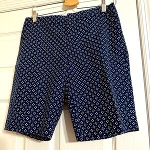 Banana Republic Hampton fit shorts size 8 NWT